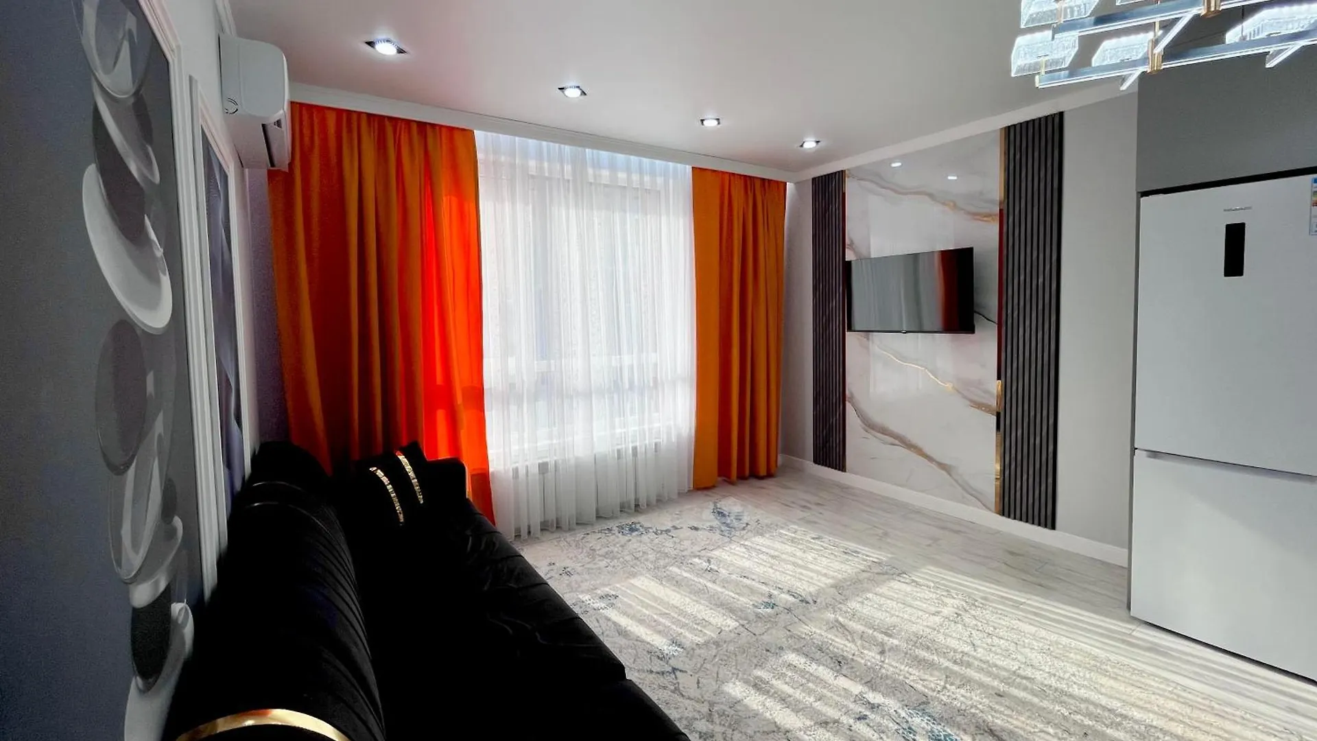 Apartment 3 Комнаты Раимбек Резиденс 19 & Питьевая Вода Подарок Almaty Kazakhstan